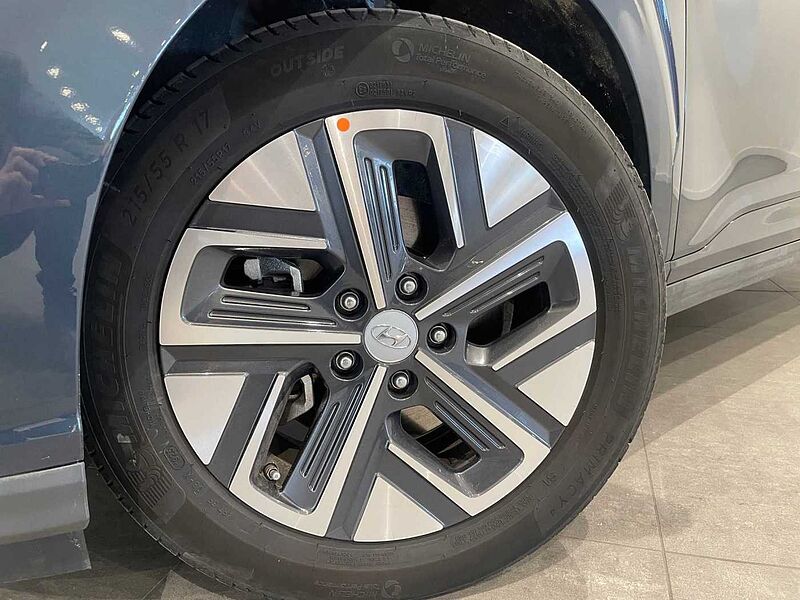 Hyundai Kona EV Maxx 150kW