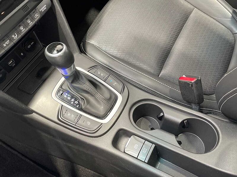 Hyundai Kona HEV 1.6 GDI DT Style Sky